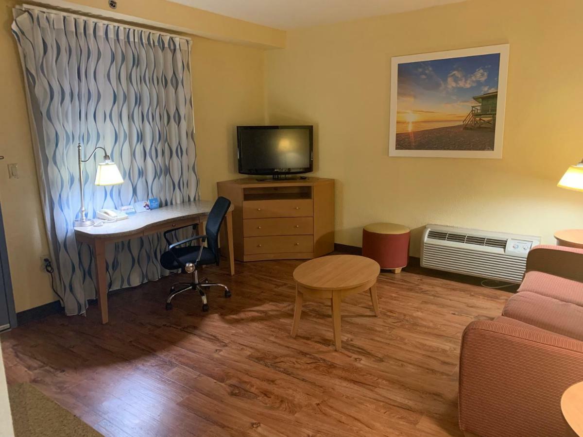 Motel 6 Savannah Ga Gateway & I95 Kültér fotó